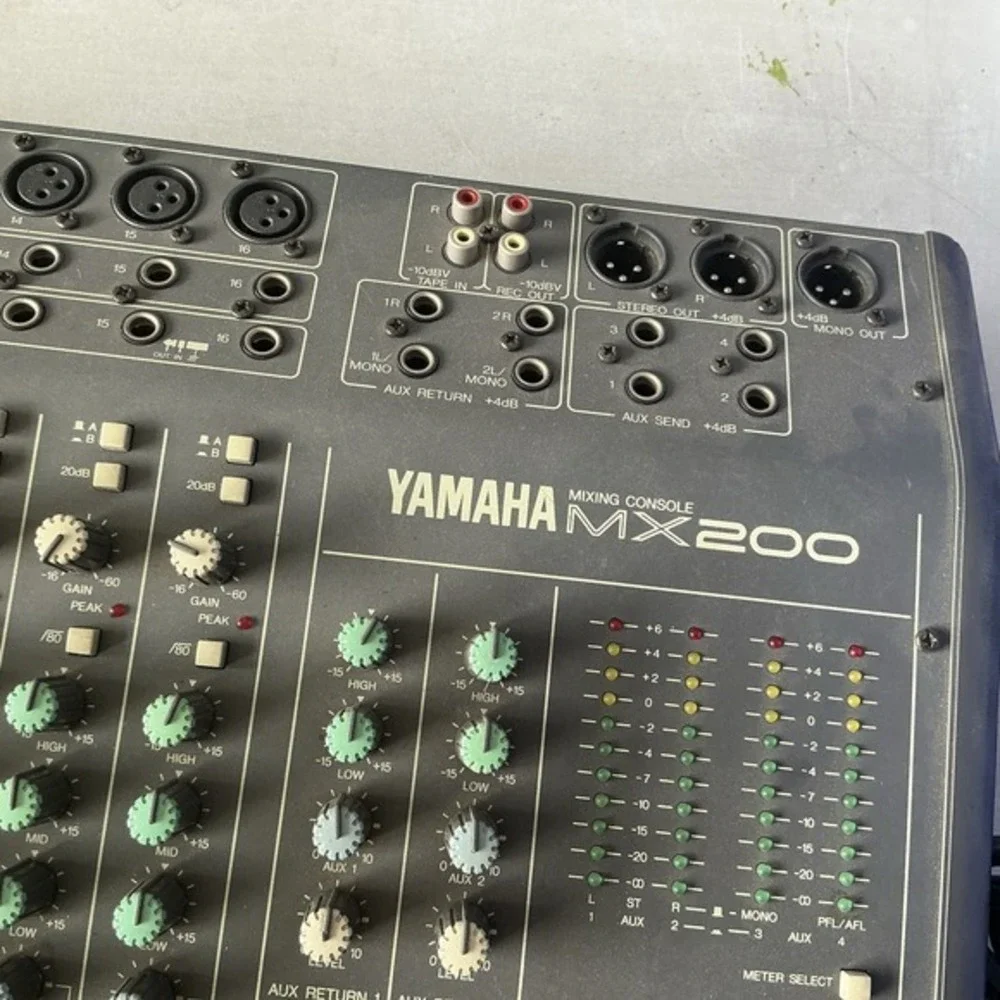 Yamaha Mx 200 -24 Mixer‎